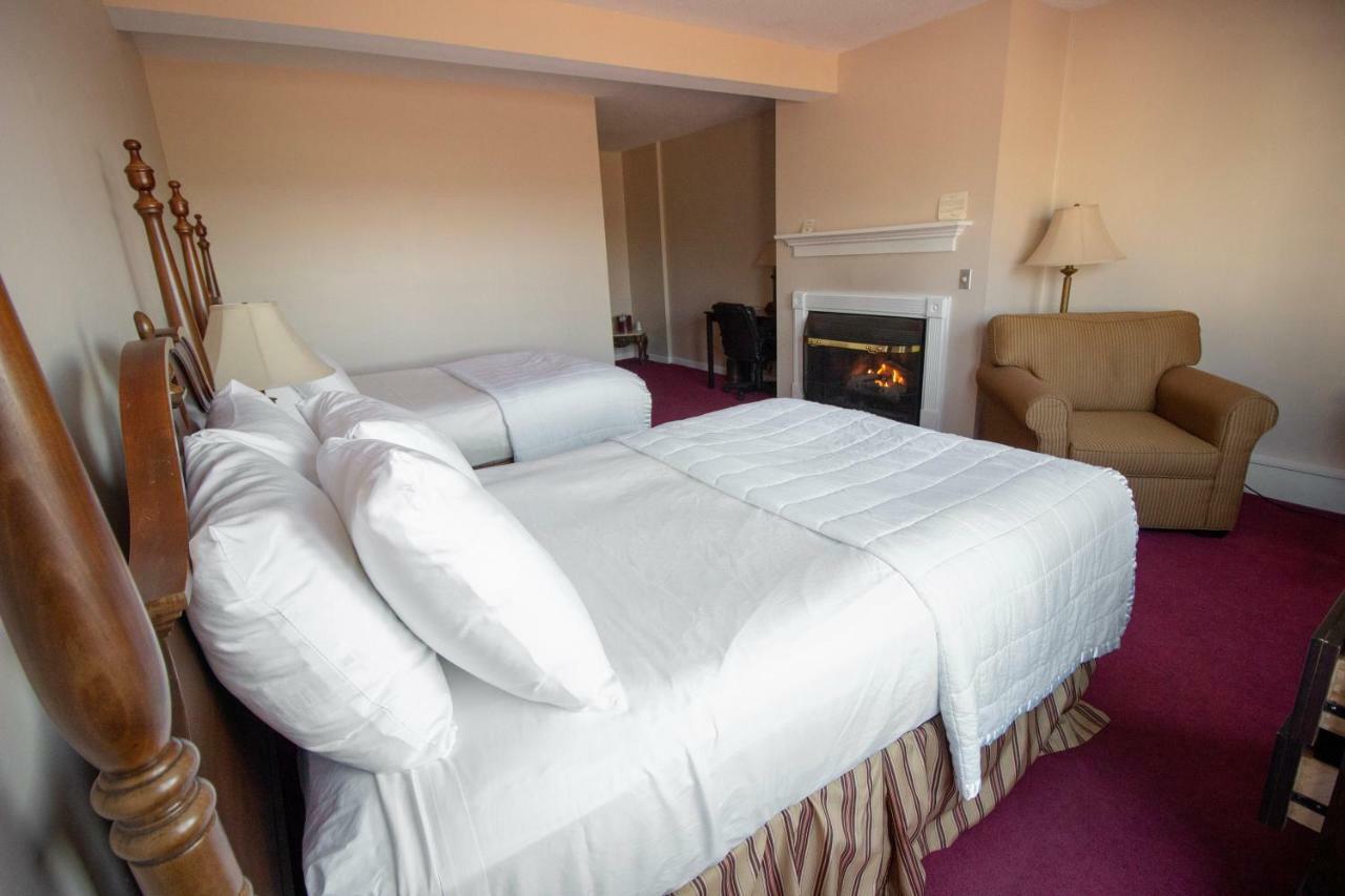 The Lucerne Inn Dedham Extérieur photo