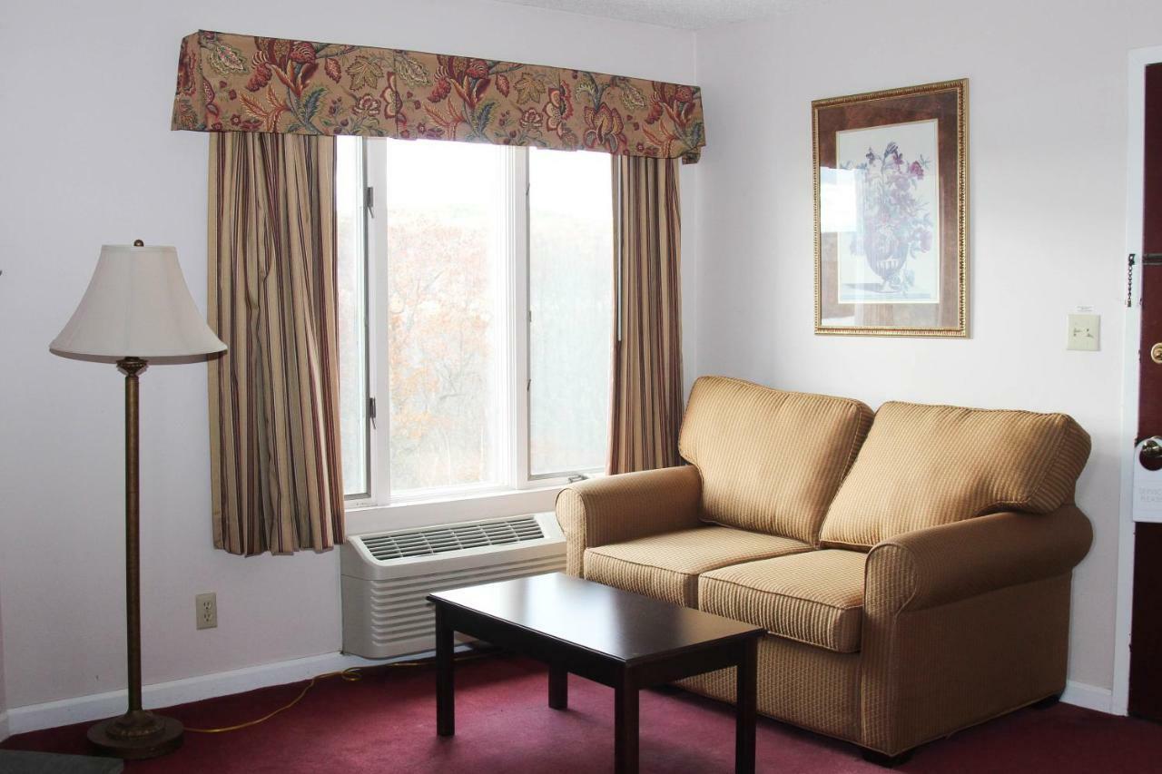 The Lucerne Inn Dedham Extérieur photo