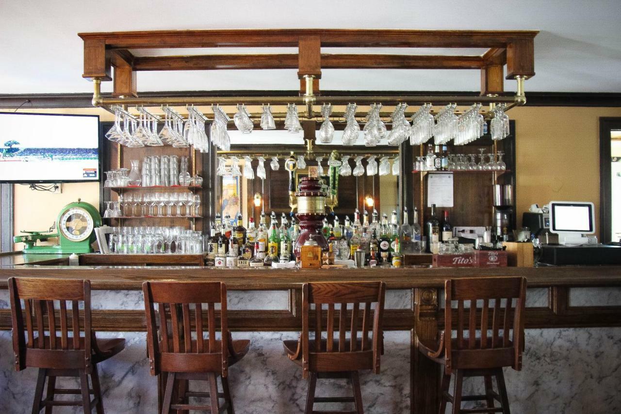 The Lucerne Inn Dedham Extérieur photo