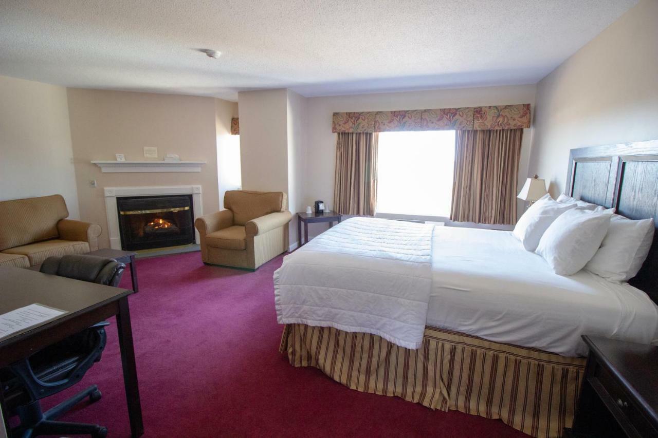 The Lucerne Inn Dedham Extérieur photo